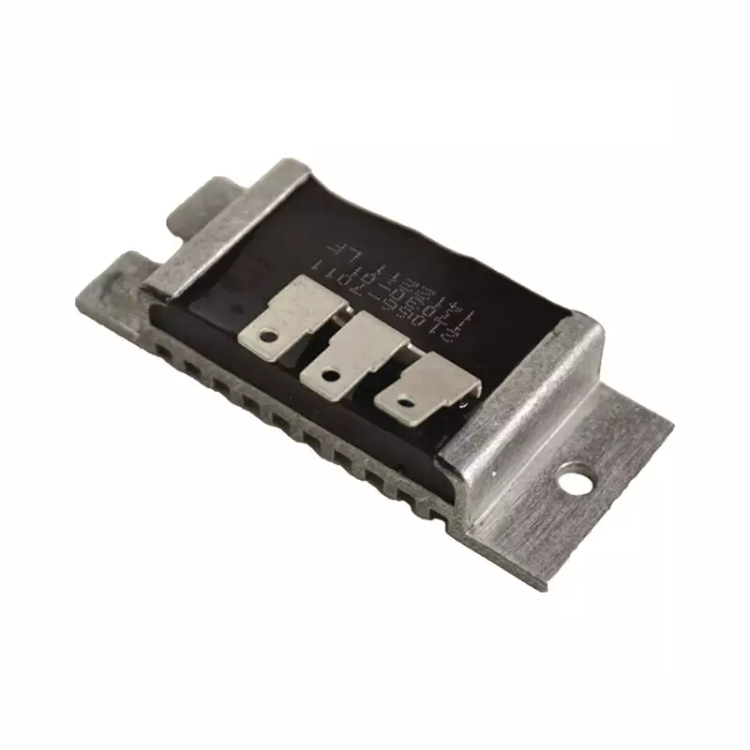 Régulateur de tension KAWASAKI 21066-7011 – pièce d’origine compatible moteurs FH751V, FH801V, FH850V, FH921V et T00V