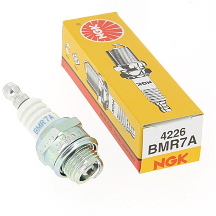 Bougie type BMR7A NGK - Greendis